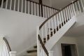 Weiße Treppe kombiniert mit Ebenholz